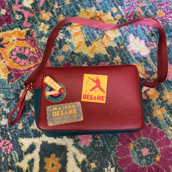 Besame Handbags - Besame Cosmetics burgundy/ navy weekender